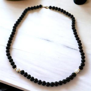 14k Black Onyx and Pearl Bead Necklace